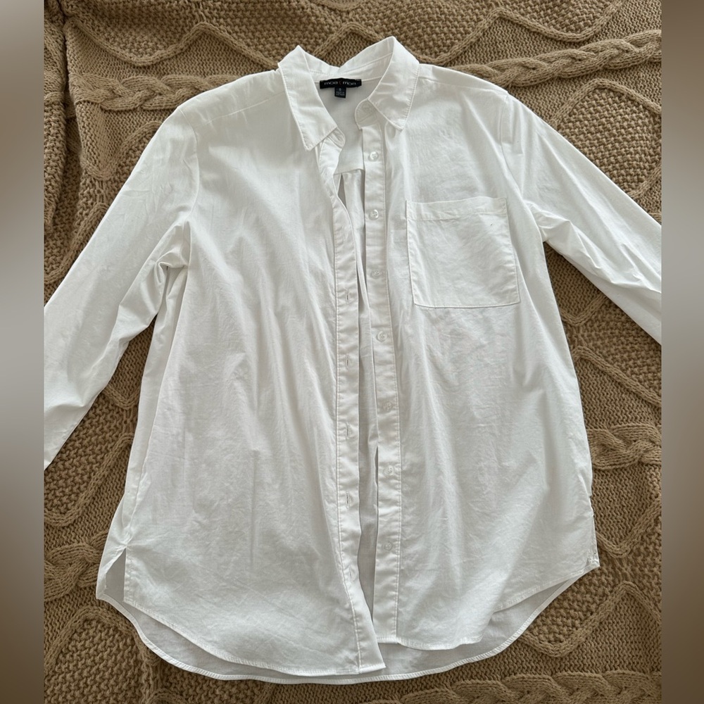 White long sleeve shirt